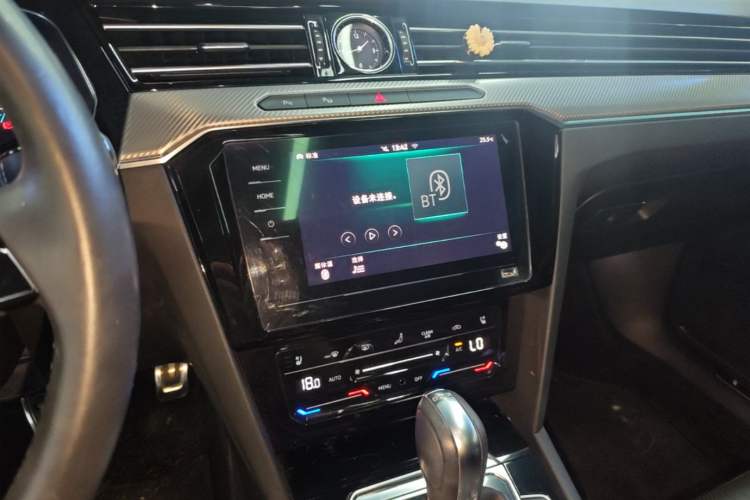 Used Volkswagen FAW-Volkswagen CC 2020 330TSI Glamour Edition China VI Standard Audio And AC Panel