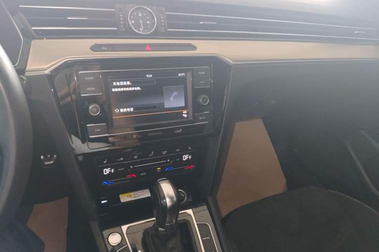 Used Volkswagen FAW-Volkswagen CC 2020 330TSI Huayan Edition China VI Standard Audio And AC Panel