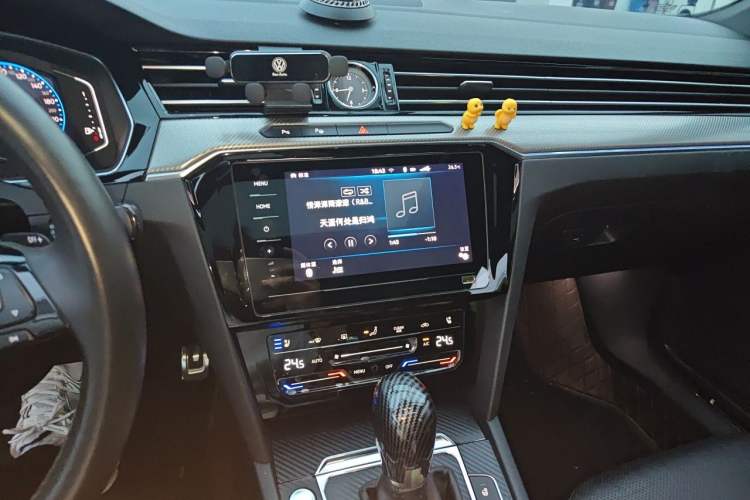 Used Volkswagen FAW-Volkswagen CC 2020 330TSI Glamour Edition China VI Standard Audio And AC Panel