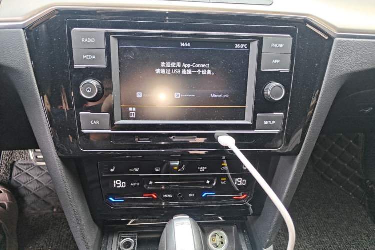 Used Volkswagen FAW-Volkswagen CC 2020 330TSI Huayan Edition China VI Standard Audio And AC Panel