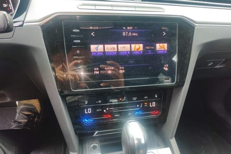 Used Volkswagen FAW-Volkswagen CC 2020 330TSI Glamour Edition China VI Standard Audio And AC Panel
