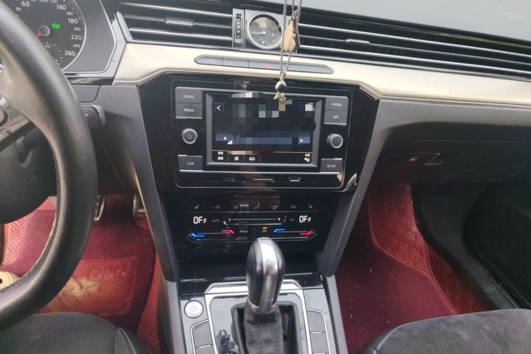 Used Volkswagen FAW-Volkswagen CC 2020 330TSI Huayan Edition China VI Standard Audio And AC Panel
