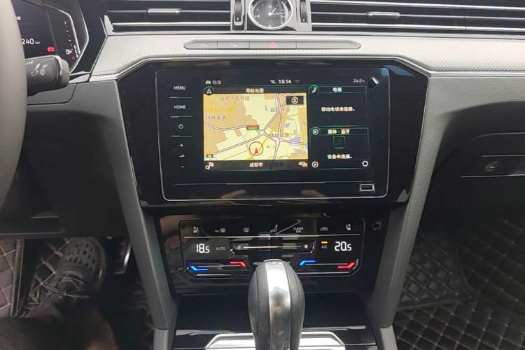 Used Volkswagen FAW-Volkswagen CC 2020 330TSI Glamour Edition China VI Standard Audio And AC Panel