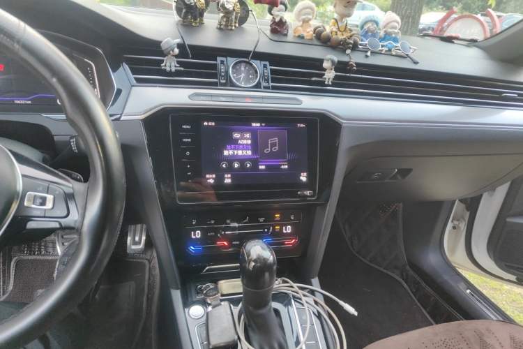 Used Volkswagen FAW-Volkswagen CC 2020 330TSI Glamour Edition China VI Standard Audio And AC Panel