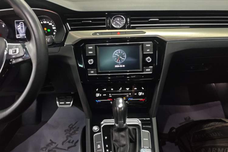 Used Volkswagen FAW-Volkswagen CC 2020 330TSI Huayan Edition China VI Standard Audio And AC Panel