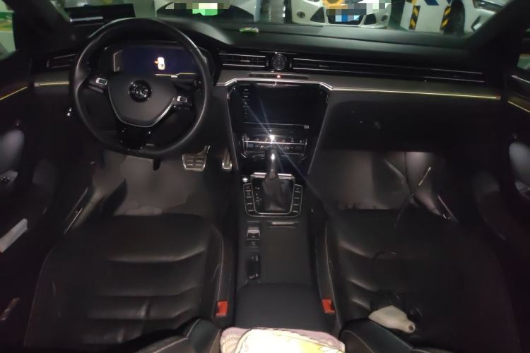 Used Volkswagen FAW-Volkswagen CC 2020 330TSI Glamour Edition China VI Standard Center Console