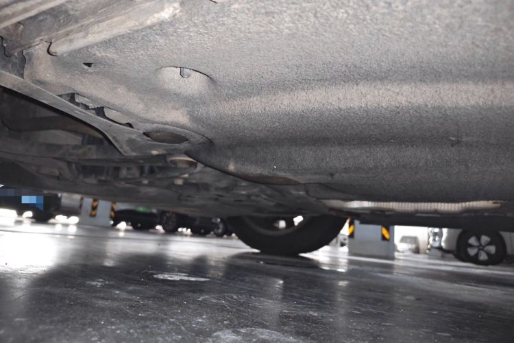 Used Volkswagen FAW-Volkswagen CC 2020 330TSI Huayan Edition China VI Standard Chassis Front