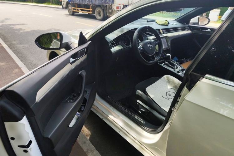 Used Volkswagen FAW-Volkswagen CC 2020 330TSI Huayan Edition China VI Standard Driver Seat