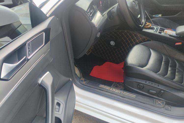 Used Volkswagen FAW-Volkswagen CC 2020 330TSI Glamour Edition China VI Standard Driver Seat