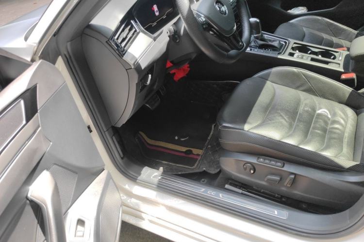 Used Volkswagen FAW-Volkswagen CC 2020 330TSI Glamour Edition China VI Standard Driver Seat