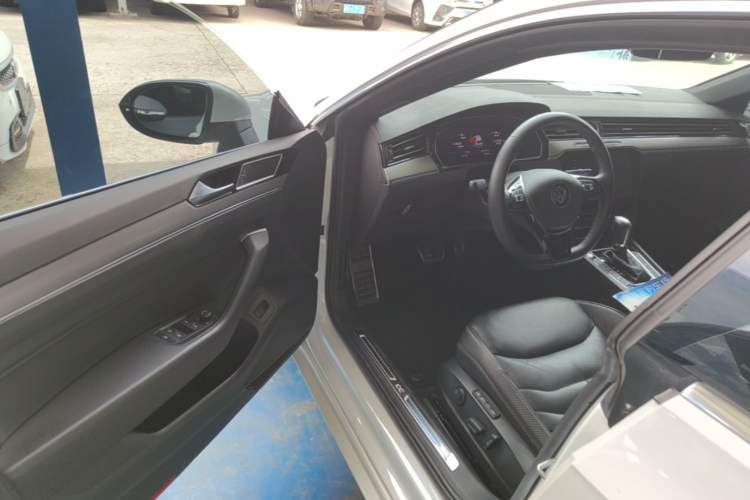 Used Volkswagen FAW-Volkswagen CC 2020 330TSI Glamour Edition China VI Standard Driver Seat