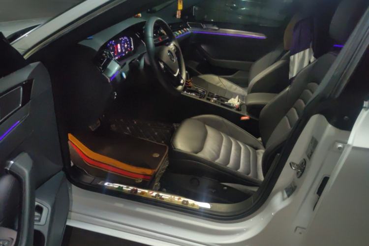 Used Volkswagen FAW-Volkswagen CC 2020 330TSI Glamour Edition China VI Standard Driver Seat