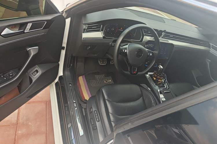 Used Volkswagen FAW-Volkswagen CC 2020 330TSI Glamour Edition China VI Standard Driver Seat