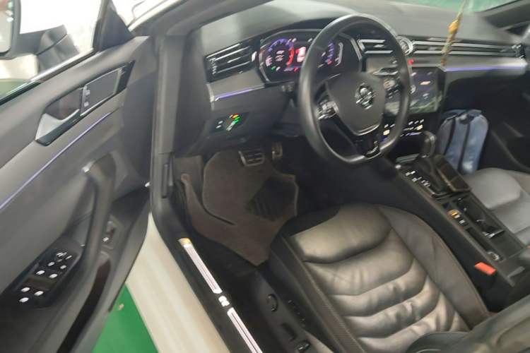 Used Volkswagen FAW-Volkswagen CC 2020 330TSI Glamour Edition China VI Standard Driver Seat