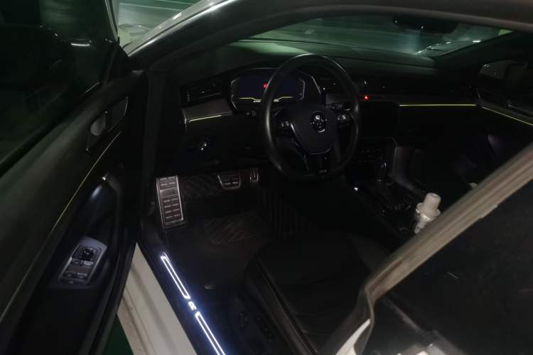 Used Volkswagen FAW-Volkswagen CC 2020 330TSI Glamour Edition China VI Standard Driver Seat