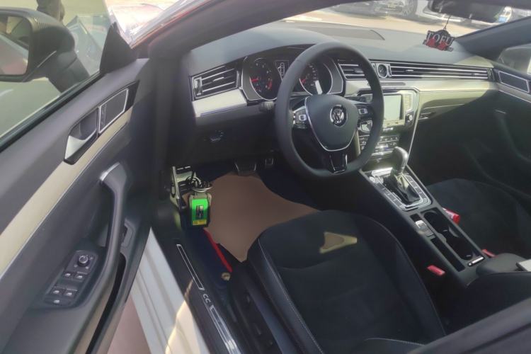 Used Volkswagen FAW-Volkswagen CC 2020 330TSI Huayan Edition China VI Standard Driver Seat