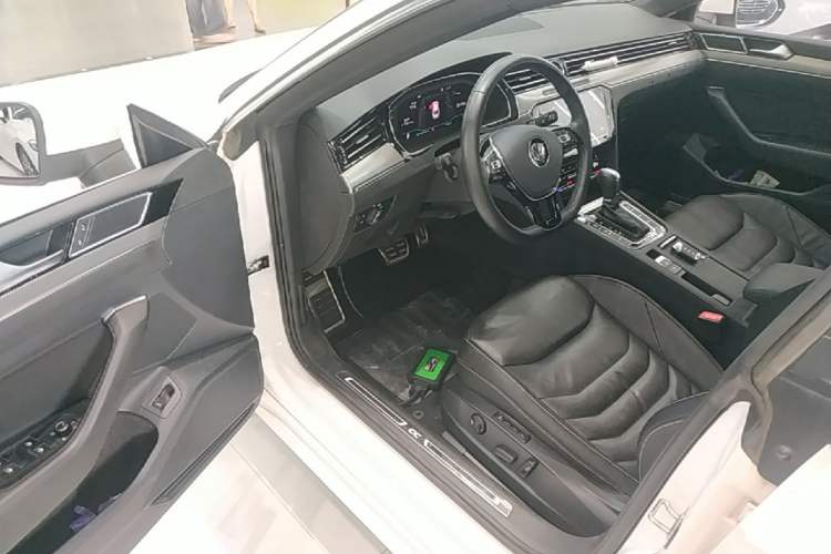 Used Volkswagen FAW-Volkswagen CC 2020 330TSI Glamour Edition China VI Standard Driver Seat
