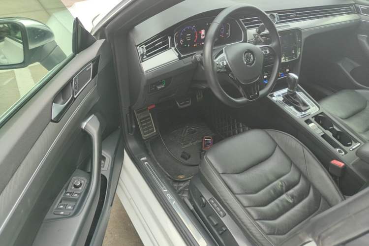 Used Volkswagen FAW-Volkswagen CC 2020 330TSI Glamour Edition China VI Standard Driver Seat