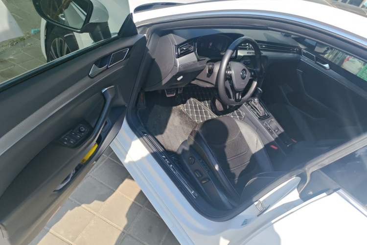 Used Volkswagen FAW-Volkswagen CC 2020 330TSI Glamour Edition China VI Standard Driver Seat