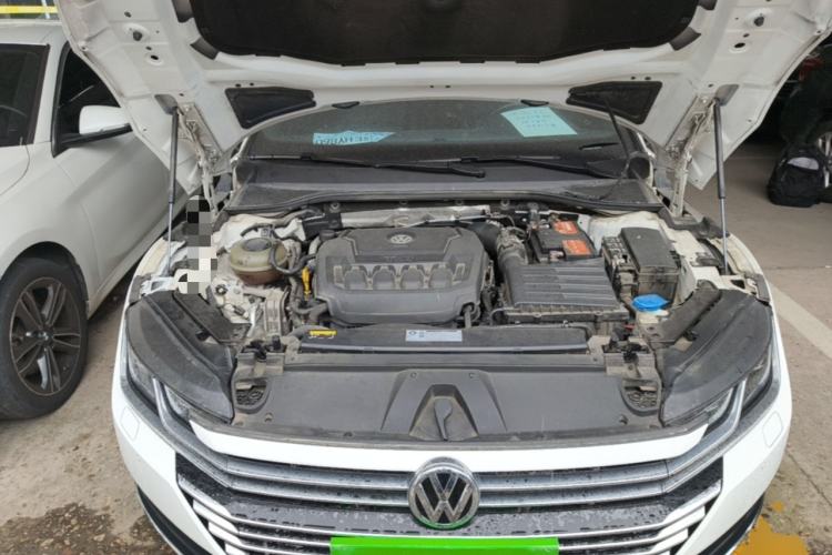 Used Volkswagen FAW-Volkswagen CC 2020 330TSI Glamour Edition China VI Standard Engine Bay