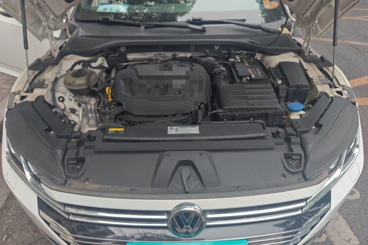 Used Volkswagen FAW-Volkswagen CC 2020 330TSI Glamour Edition China VI Standard Engine Bay