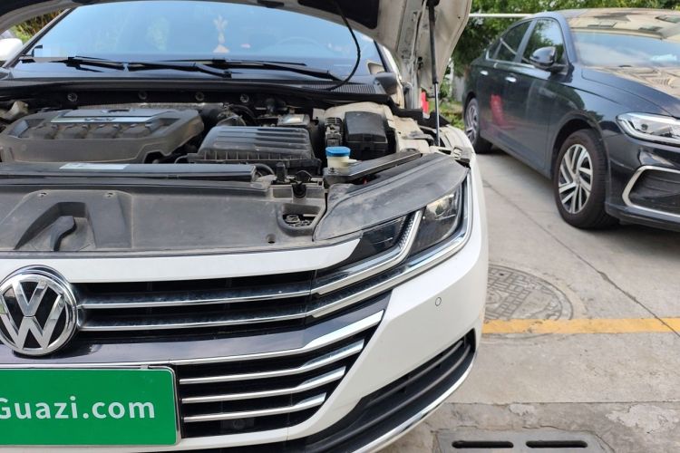 Used Volkswagen FAW-Volkswagen CC 2020 330TSI Huayan Edition China VI Standard Engine Bay Left