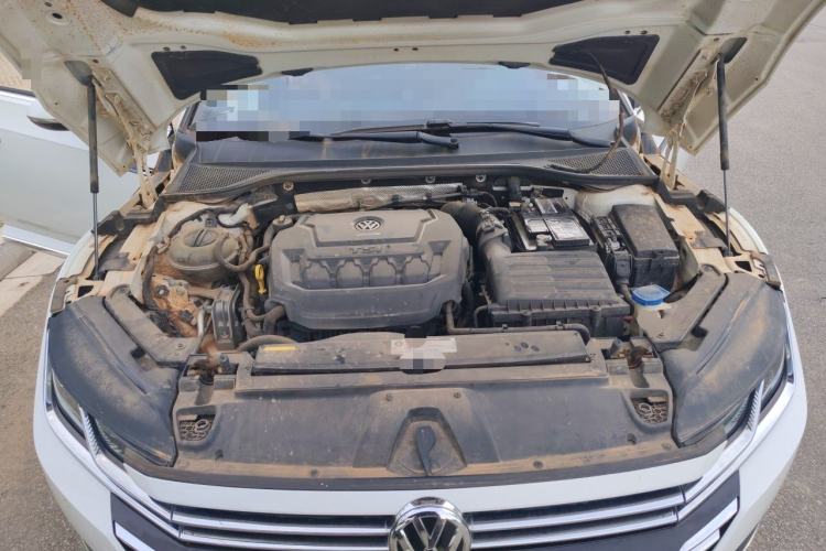Used Volkswagen FAW-Volkswagen CC 2020 330TSI Huayan Edition China VI Standard Engine Bay