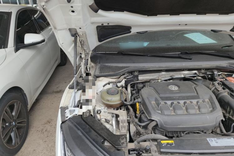 Used Volkswagen FAW-Volkswagen CC 2020 330TSI Glamour Edition China VI Standard Engine Bay Right