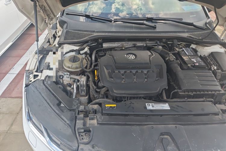 Used Volkswagen FAW-Volkswagen CC 2020 330TSI Glamour Edition China VI Standard Engine Bay Right