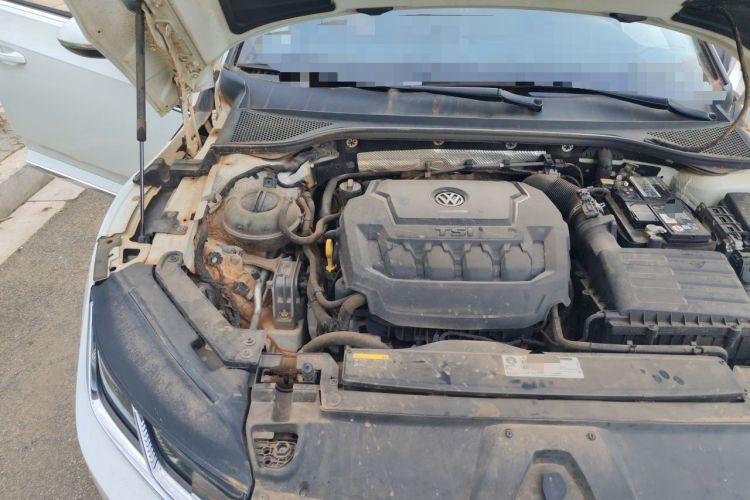 Used Volkswagen FAW-Volkswagen CC 2020 330TSI Huayan Edition China VI Standard Engine Bay Right