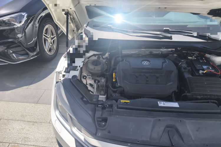 Used Volkswagen FAW-Volkswagen CC 2020 330TSI Glamour Edition China VI Standard Engine Bay Right