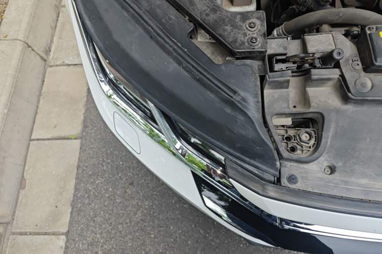 Used Volkswagen FAW-Volkswagen CC 2020 330TSI Glamour Edition China VI Standard Engine Bay Right