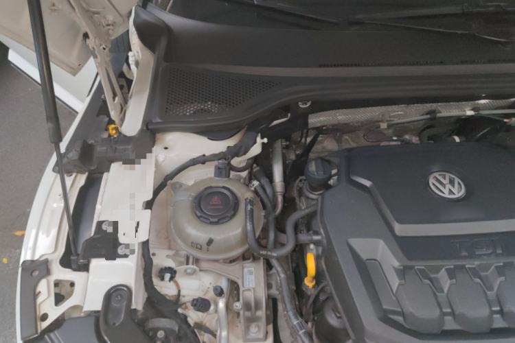 Used Volkswagen FAW-Volkswagen CC 2020 330TSI Glamour Edition China VI Standard Engine Bay Right