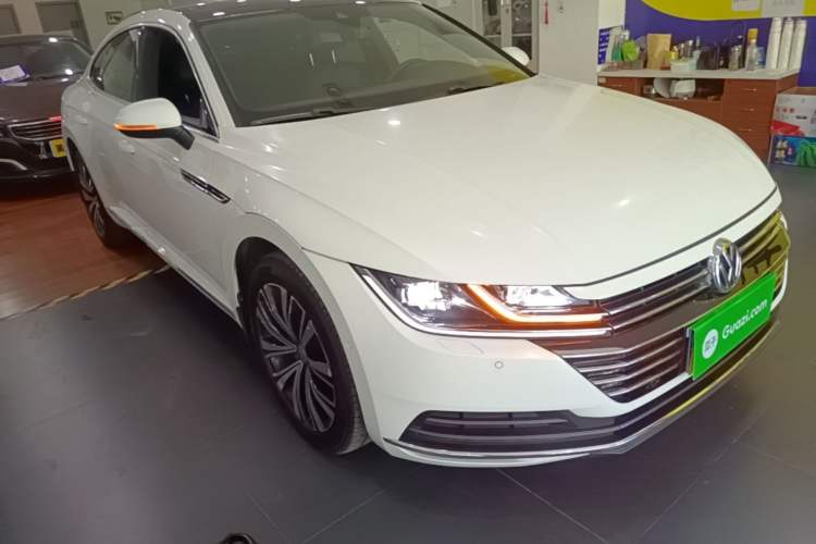 Used Volkswagen FAW-Volkswagen CC 2020 330TSI Glamour Edition China VI Standard Exterior 1