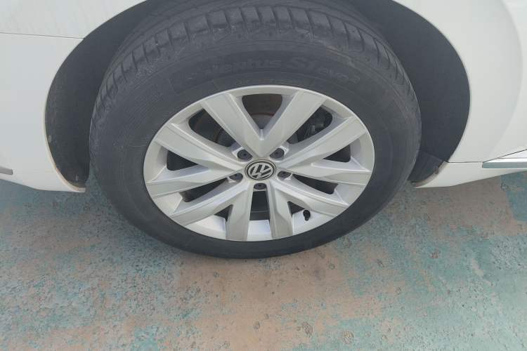 Used Volkswagen FAW-Volkswagen CC 2020 330TSI Huayan Edition China VI Standard Exterior 2