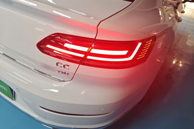 Used Volkswagen FAW-Volkswagen CC 2020 330TSI Glamour Edition China VI Standard Exterior 3