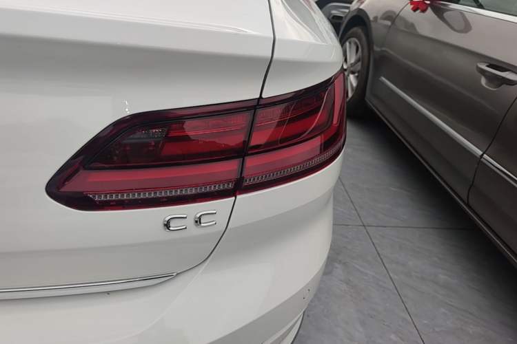 Used Volkswagen FAW-Volkswagen CC 2020 330TSI Glamour Edition China VI Standard Exterior 3