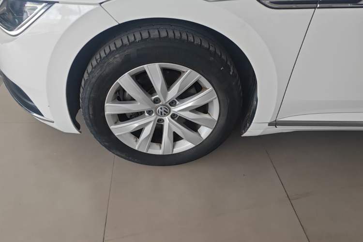 Used Volkswagen FAW-Volkswagen CC 2020 330TSI Huayan Edition China VI Standard Exterior 4