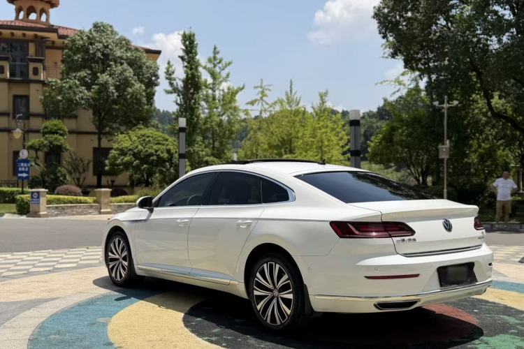 Used Volkswagen FAW-Volkswagen CC 2020 330TSI Glamour Edition China VI Standard Exterior 9