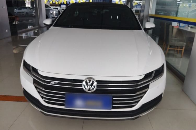 Used Volkswagen FAW-Volkswagen CC 2020 330TSI Huayan Edition China VI Standard Front