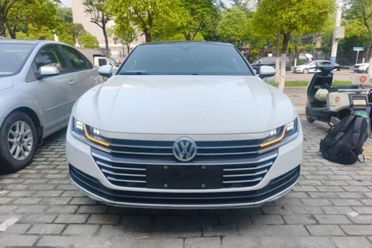 Used Volkswagen FAW-Volkswagen CC 2020 330TSI Glamour Edition China VI Standard Front