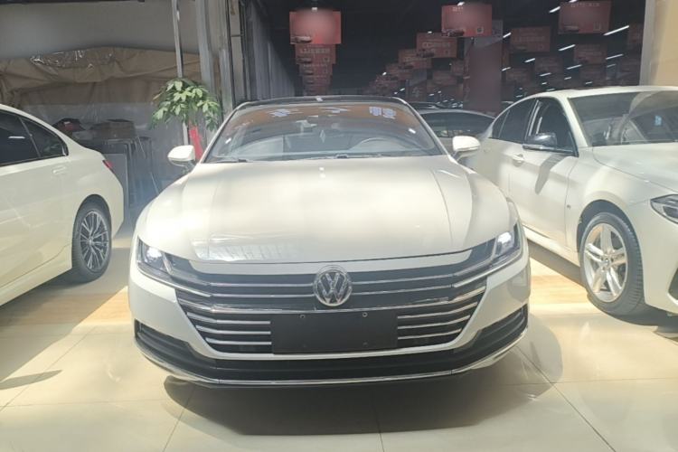 Used Volkswagen FAW-Volkswagen CC 2020 330TSI Huayan Edition China VI Standard Front