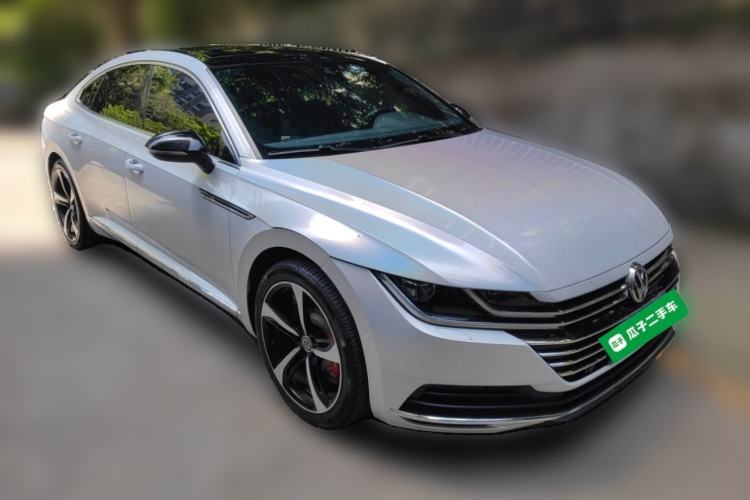 Used Volkswagen FAW-Volkswagen CC 2020 330TSI Glamour Edition China VI Standard Front Right 45 Deg
