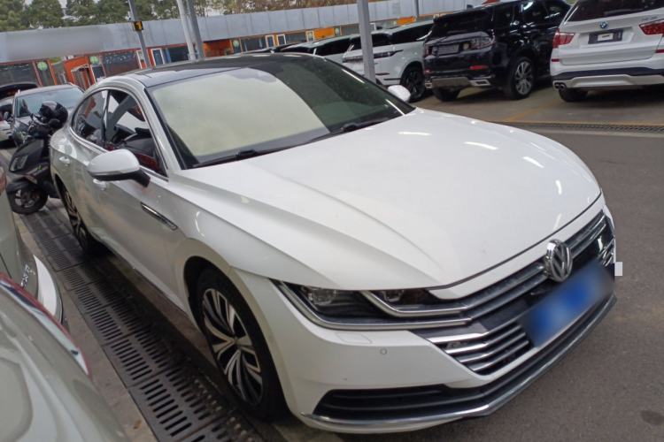 Used Volkswagen FAW-Volkswagen CC 2020 330TSI Glamour Edition China VI Standard Front Right 45 Deg