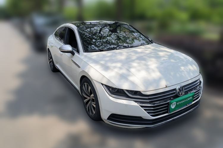 Used Volkswagen FAW-Volkswagen CC 2020 330TSI Glamour Edition China VI Standard Front Right 45 Deg