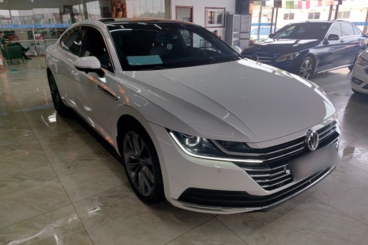 Used Volkswagen FAW-Volkswagen CC 2020 330TSI Glamour Edition China VI Standard Front Right 45 Deg