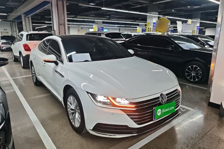 Used Volkswagen FAW-Volkswagen CC 2020 330TSI Glamour Edition China VI Standard Front Right 45 Deg