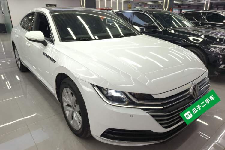 Used Volkswagen FAW-Volkswagen CC 2020 330TSI Huayan Edition China VI Standard Front Right 45 Deg