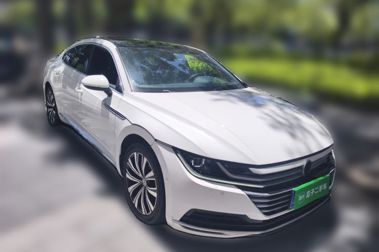 Used Volkswagen FAW-Volkswagen CC 2020 330TSI Glamour Edition China VI Standard Front Right 45 Deg