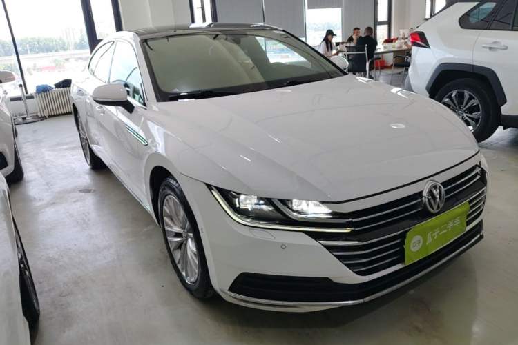 Used Volkswagen FAW-Volkswagen CC 2020 330TSI Glamour Edition China VI Standard Front Right 45 Deg